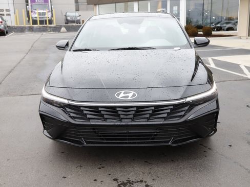 New 2026 Hyundai Elantra Sport image 11