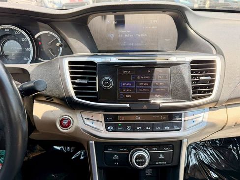 Used 2015 Honda Accord EX-L image 16