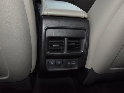 Used 2020 Cadillac XT4 Premium Luxury w/ Cold Weather Package FWD image 18