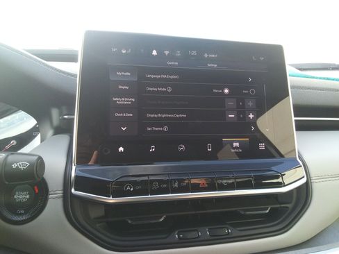 New 2026 Jeep Compass Limited AWD/4WD image 25