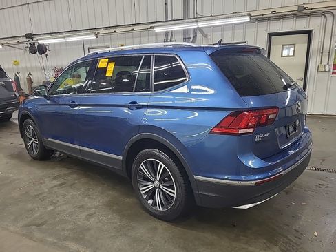 Used 2018 Volkswagen Tiguan SEL AWD/4WD image 8