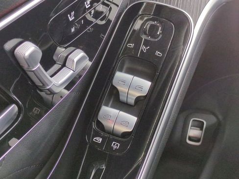 Used 2023 Mercedes-Benz S 580 4MATIC Sedan w/ AMG Line image 24