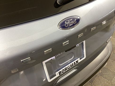 Used 2022 Ford Escape SEL image 30