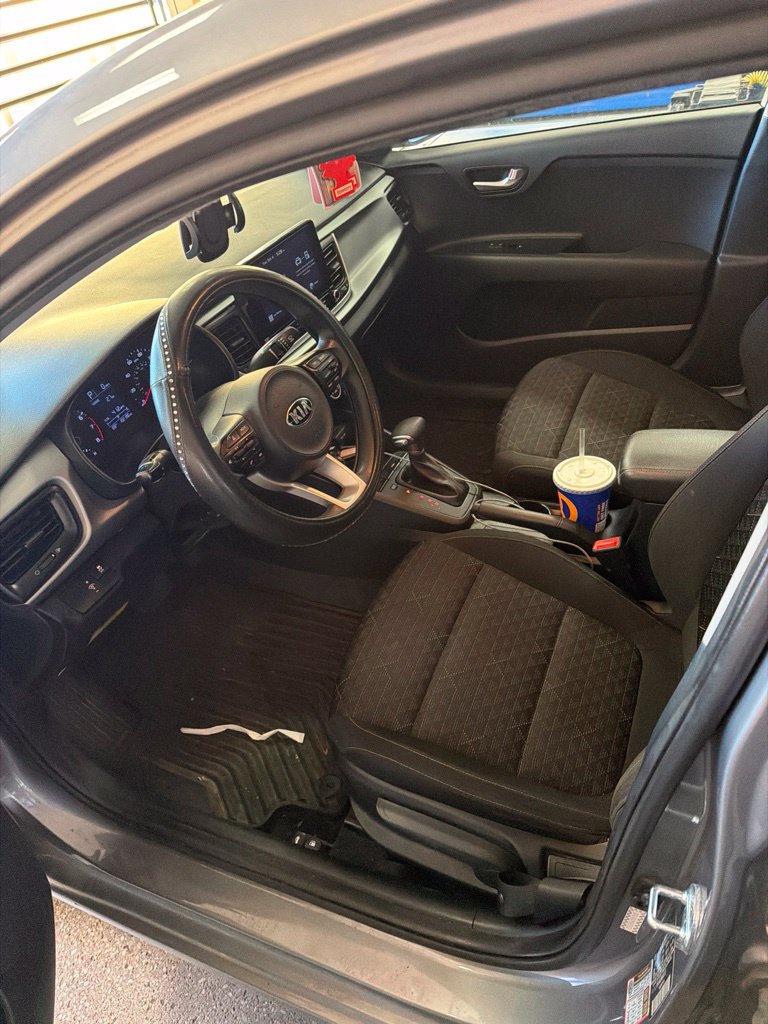 Used 2021 Kia Rio S FWD image 2
