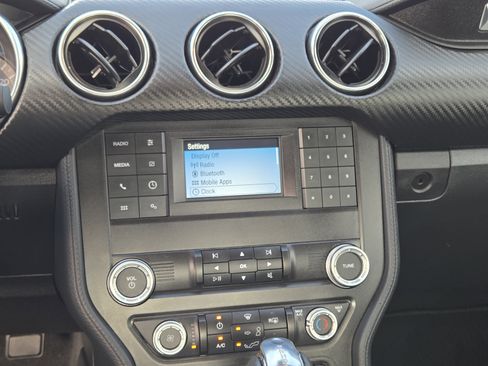 Certified 2022 Ford Mustang Coupe image 24