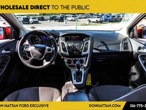Used 2013 Ford Focus SE FWD image 5