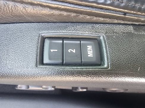 Used 2013 Buick LaCrosse Premium w/ Driver Confidence Package FWD image 21