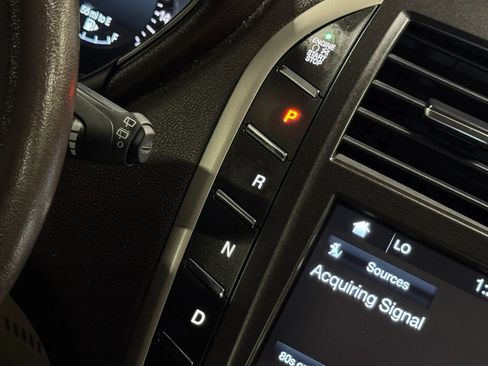 Used 2018 Lincoln MKC Premiere FWD image 36