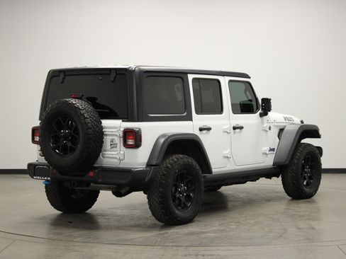 Used 2024 Jeep Wrangler Willys image 8