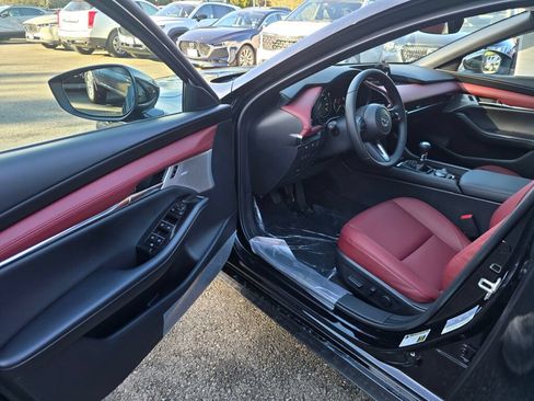 New 2026 MAZDA MAZDA3 2.5 S Hatchback w/ Premium Pkg FWD image 21