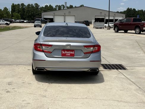 Used 2019 Honda Accord Sport image 6
