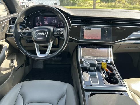 Used 2020 Audi Q7 2.0T Premium Plus w/ Premium Plus Package AWD/4WD image 22