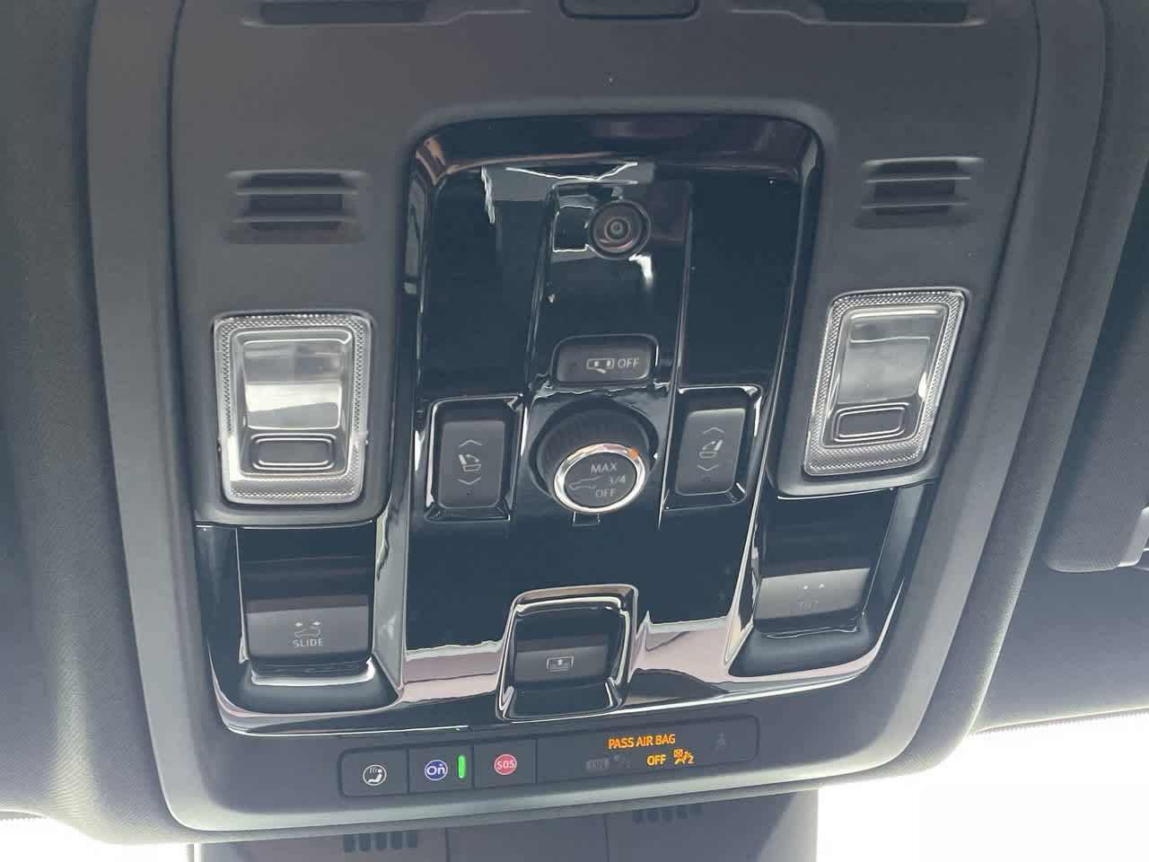 Certified 2025 Cadillac Escalade Premium Luxury w/ LPO, Floor Liner Package AWD/4WD image 37