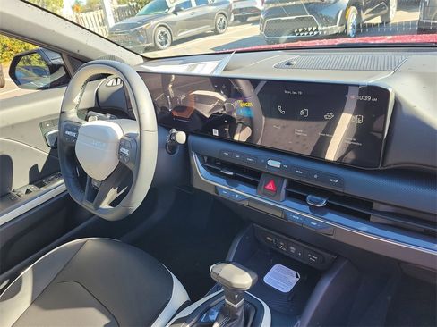 New 2026 Kia K4 GT-Line image 8