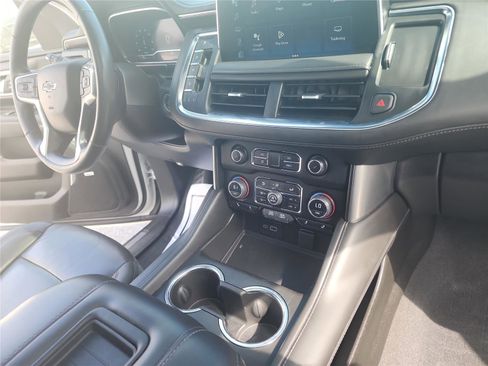 Used 2023 Chevrolet Suburban Z71 w/ Z71 Off-Road Package image 34