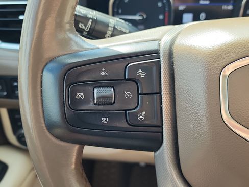 Used 2021 GMC Yukon XL Denali image 21