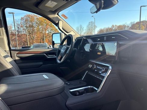 New 2026 GMC Sierra 2500 Denali w/ Denali Reserve Package image 47