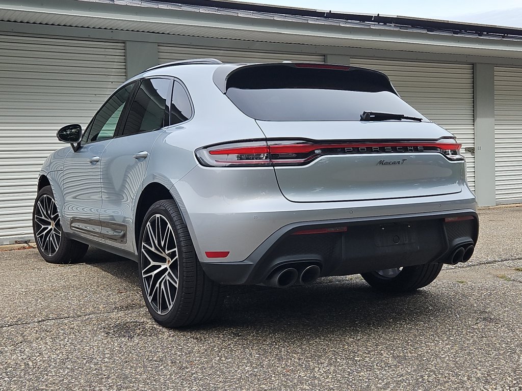 Certified 2026 Porsche Macan Turbo AWD/4WD image 3