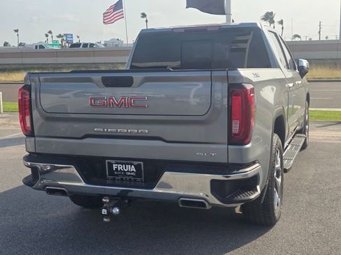 Used 2023 GMC Sierra 1500 SLT AWD/4WD image 5