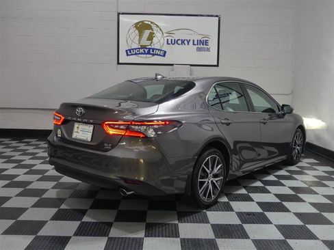 Used 2023 Toyota Camry XLE w/ Cold Weather Package AWD/4WD image 10
