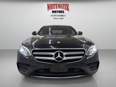 Used 2017 Mercedes-Benz E 300 4MATIC image 6