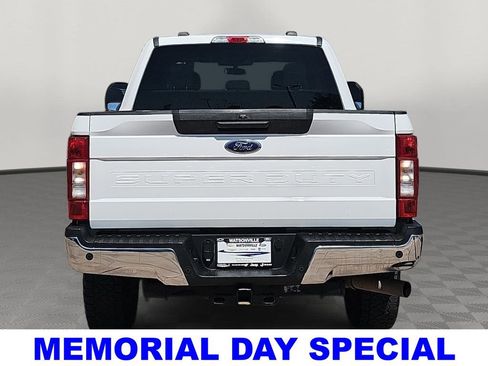 Used 2021 Ford F250 XLT w/ XLT Value Package AWD/4WD image 4