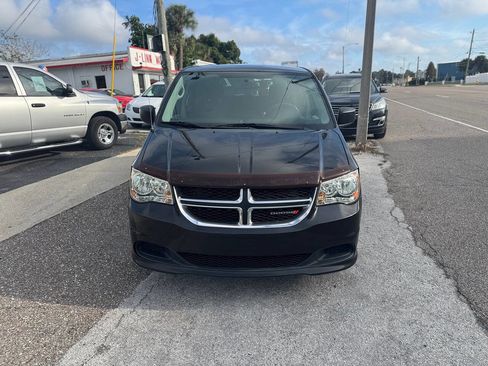 Used 2013 Dodge Grand Caravan American Value Package w/ UConnect Hands-Free Group image 3