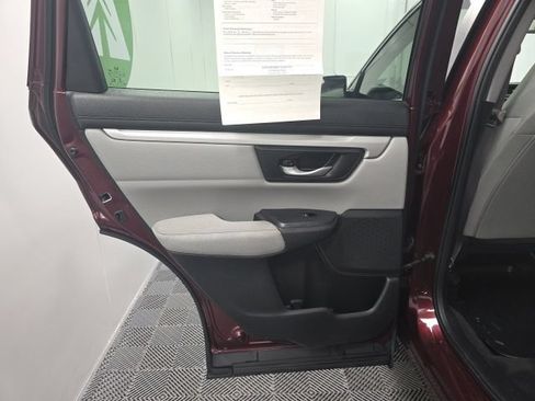 Used 2019 Honda CR-V LX image 19