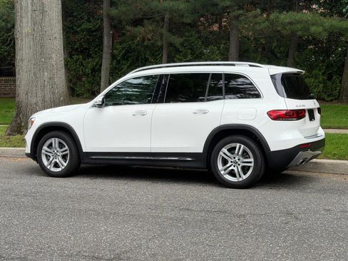 Used 2020 Mercedes-Benz GLB 250 4MATIC image 5