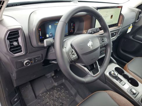 New 2026 Ford Bronco Sport Outer Banks w/ Outer Banks Tech Package+ AWD/4WD image 13