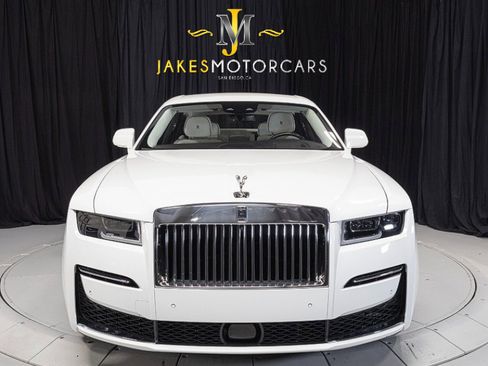Used 2022 Rolls-Royce Ghost w/ Ghost Package AWD/4WD image 18