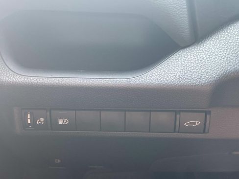 Used 2025 Toyota RAV4 XLE w/ Convenience Package AWD/4WD image 20