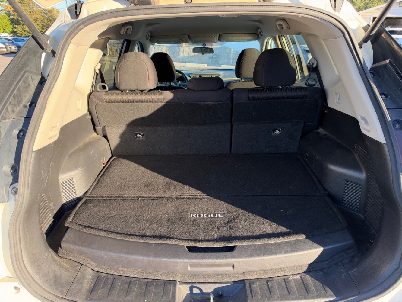 Used 2017 Nissan Rogue SV AWD/4WD image 20