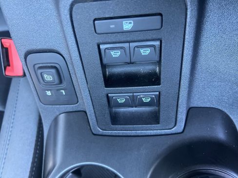 Used 2023 Ford Bronco Black Diamond image 20