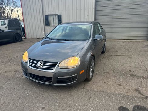Used 2009 Volkswagen Jetta S FWD image 1