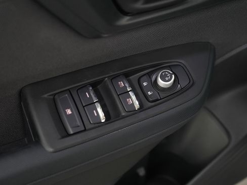 Used 2026 Subaru Forester Premium AWD/4WD image 18