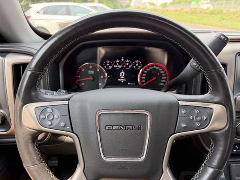 Used 2015 GMC Sierra 1500 Denali AWD/4WD image 24