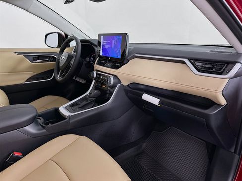 New 2025 Toyota RAV4 XLE Premium image 31