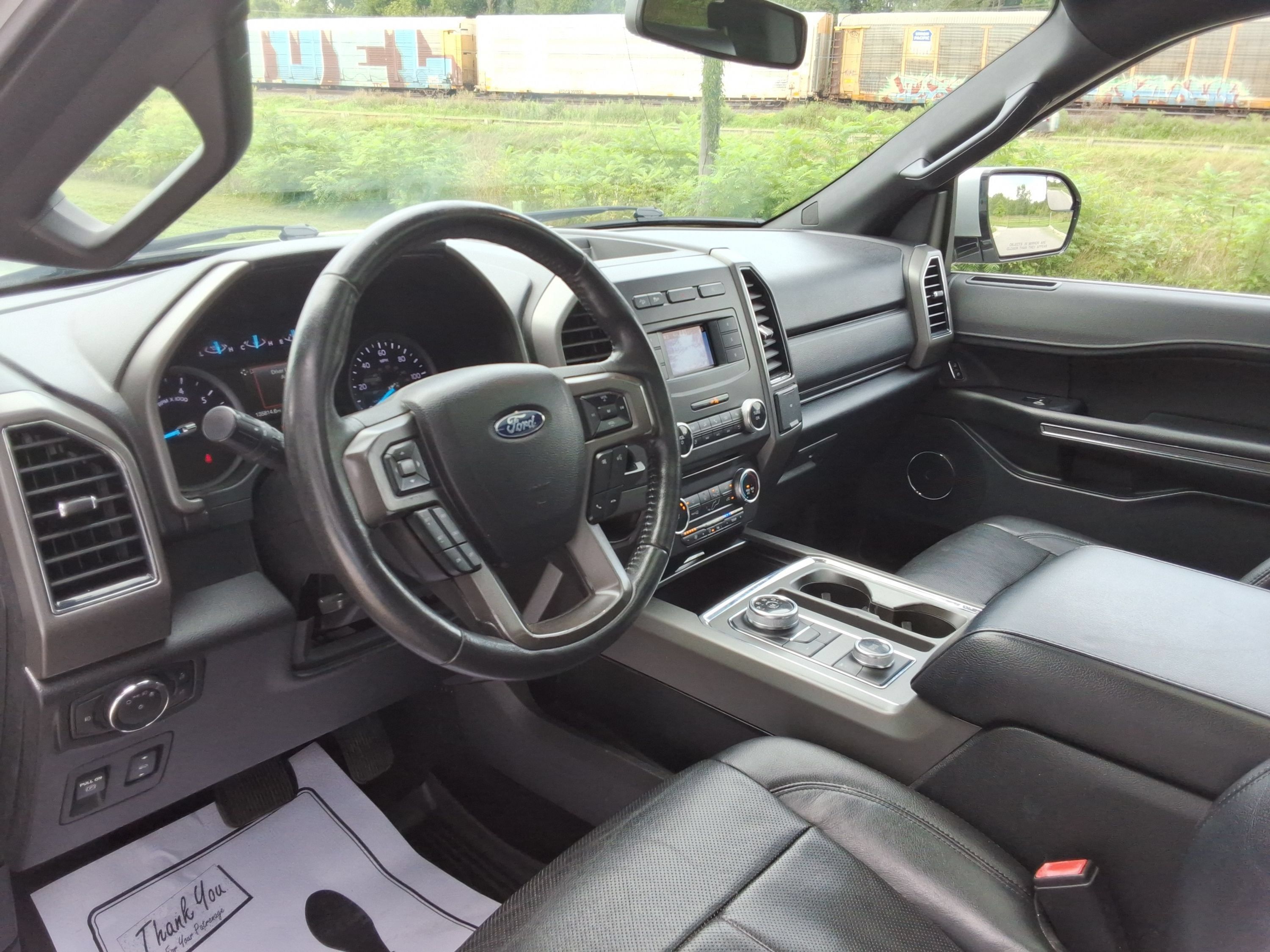 Used 2018 Ford Expedition XLT w/ Equipment Group 201A AWD/4WD image 29