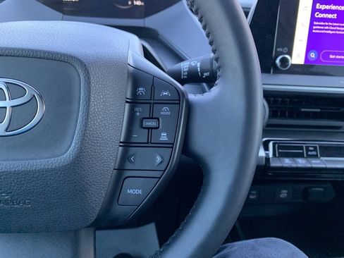 Certified 2023 Toyota Prius LE image 15