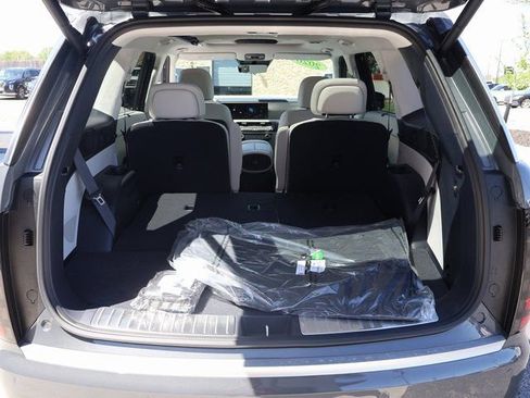 Used 2026 Hyundai Palisade Calligraphy image 12