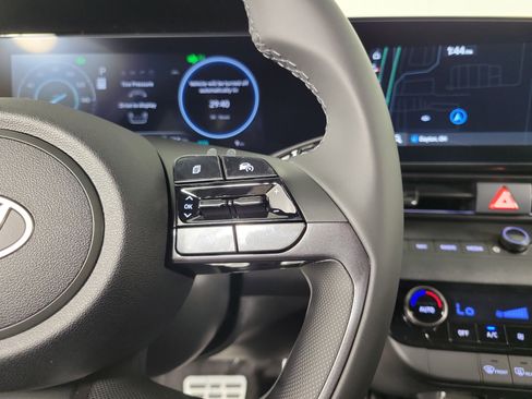 New 2025 Hyundai Elantra SEL image 21