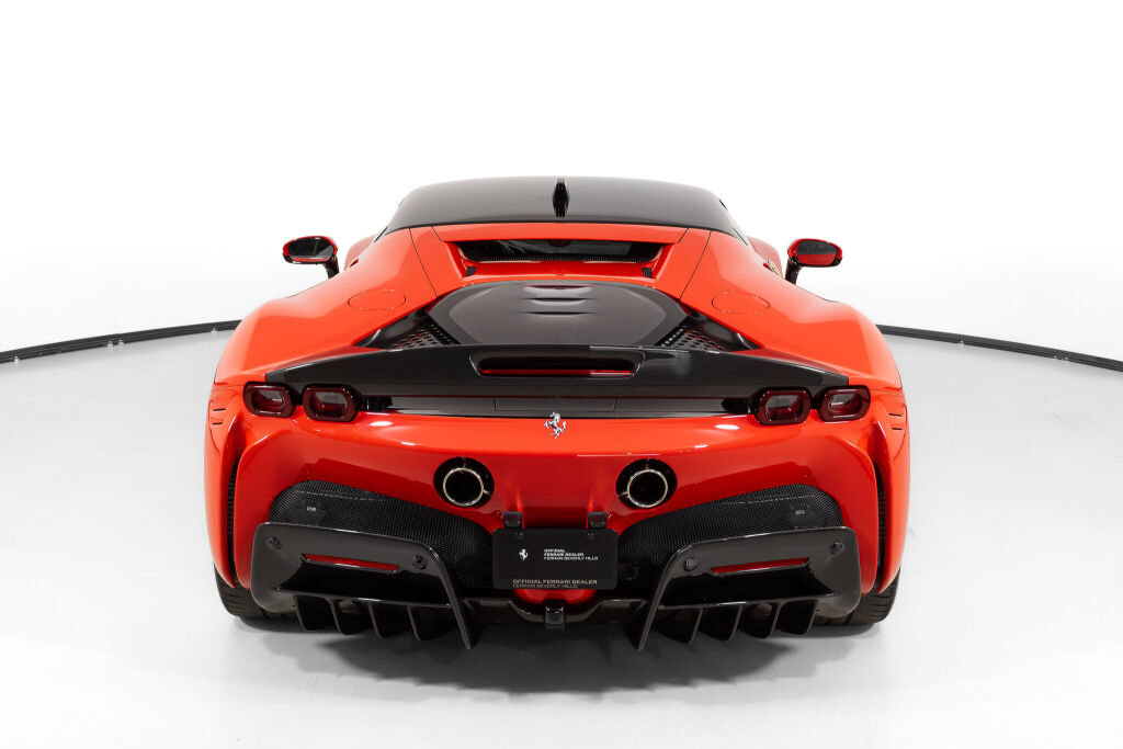 Used 2023 Ferrari SF90 Stradale AWD/4WD image 7