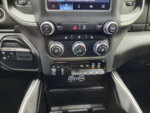 Used 2023 RAM 2500 Big Horn w/ Night Edition image 15