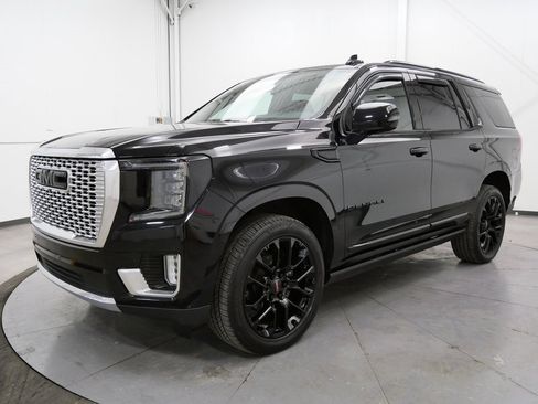 Used 2022 GMC Yukon Denali image 3