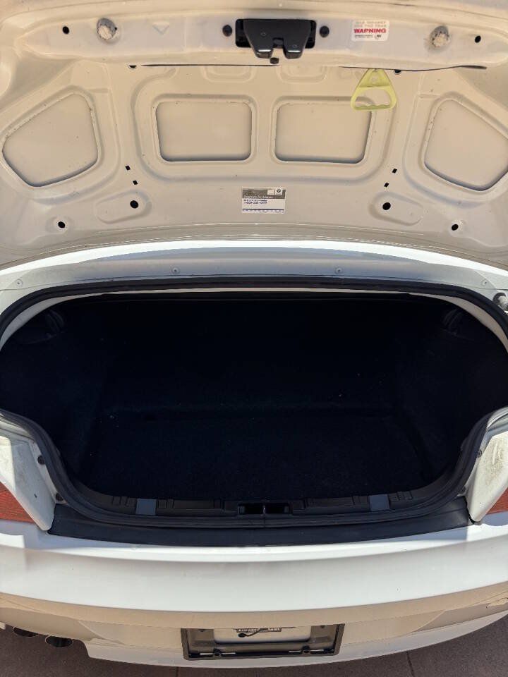 Used 2006 BMW Z4 3.0i RWD image 16