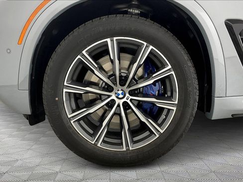 New 2026 BMW X5 M60i image 16