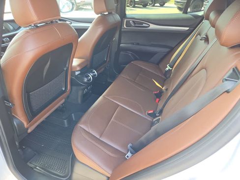Used 2024 Alfa Romeo Stelvio Ti AWD/4WD image 21