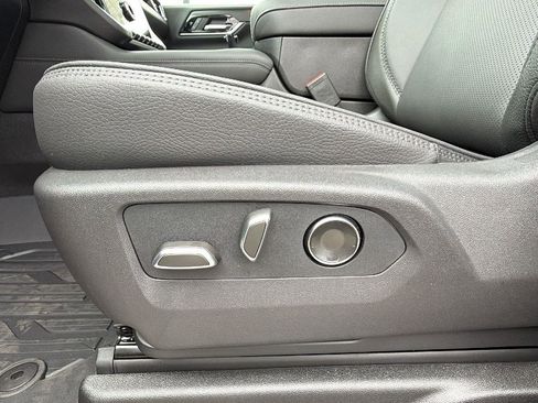 New 2026 GMC Yukon XL Denali image 18