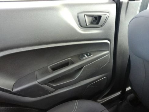 Used 2019 Ford Fiesta SE FWD image 25